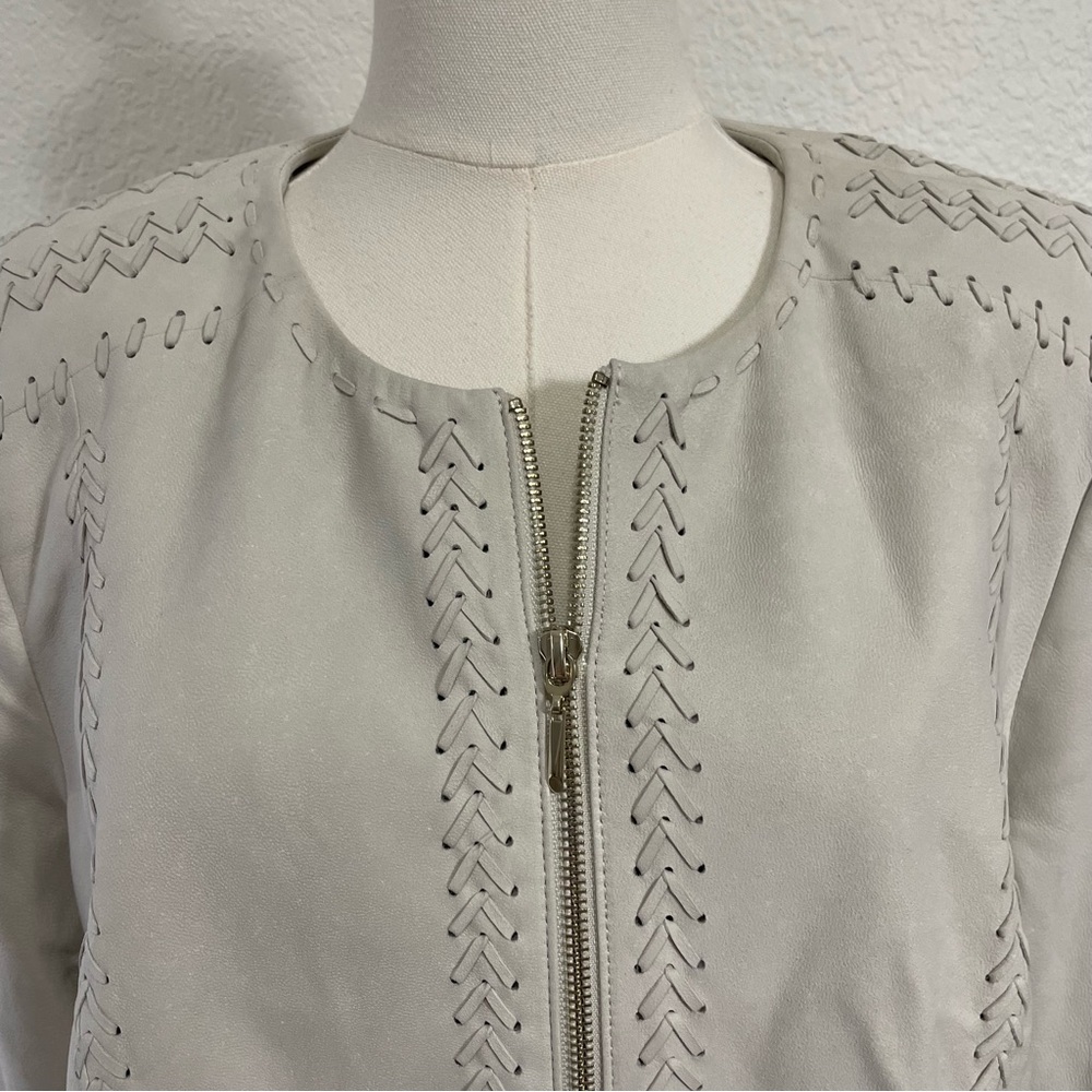 White House Black Market Cream Moto-Style Jacket | Whipstitch Detail | Size XL - Picture 3 of 11